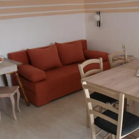 In With Terrace, Air Conditioning, Wifi, Washing Machine 87-2 Апартаменты