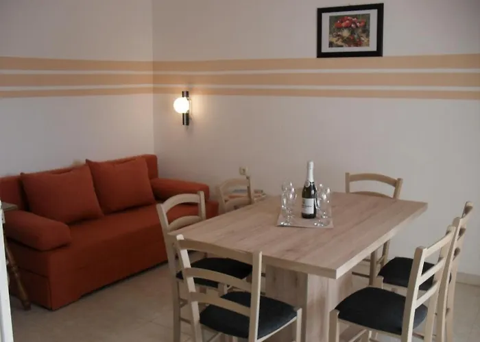 Lejlighed In With Terrace, Air Conditioning, Wifi, Washing Machine 87-2 Lopar