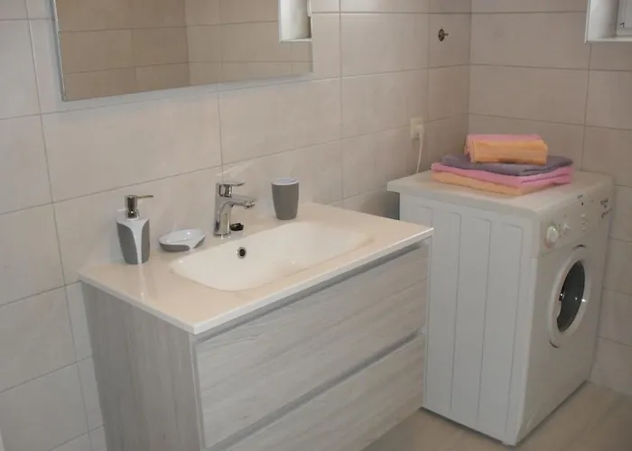 Lejlighed In With Terrace, Air Conditioning, Wifi, Washing Machine 87-2